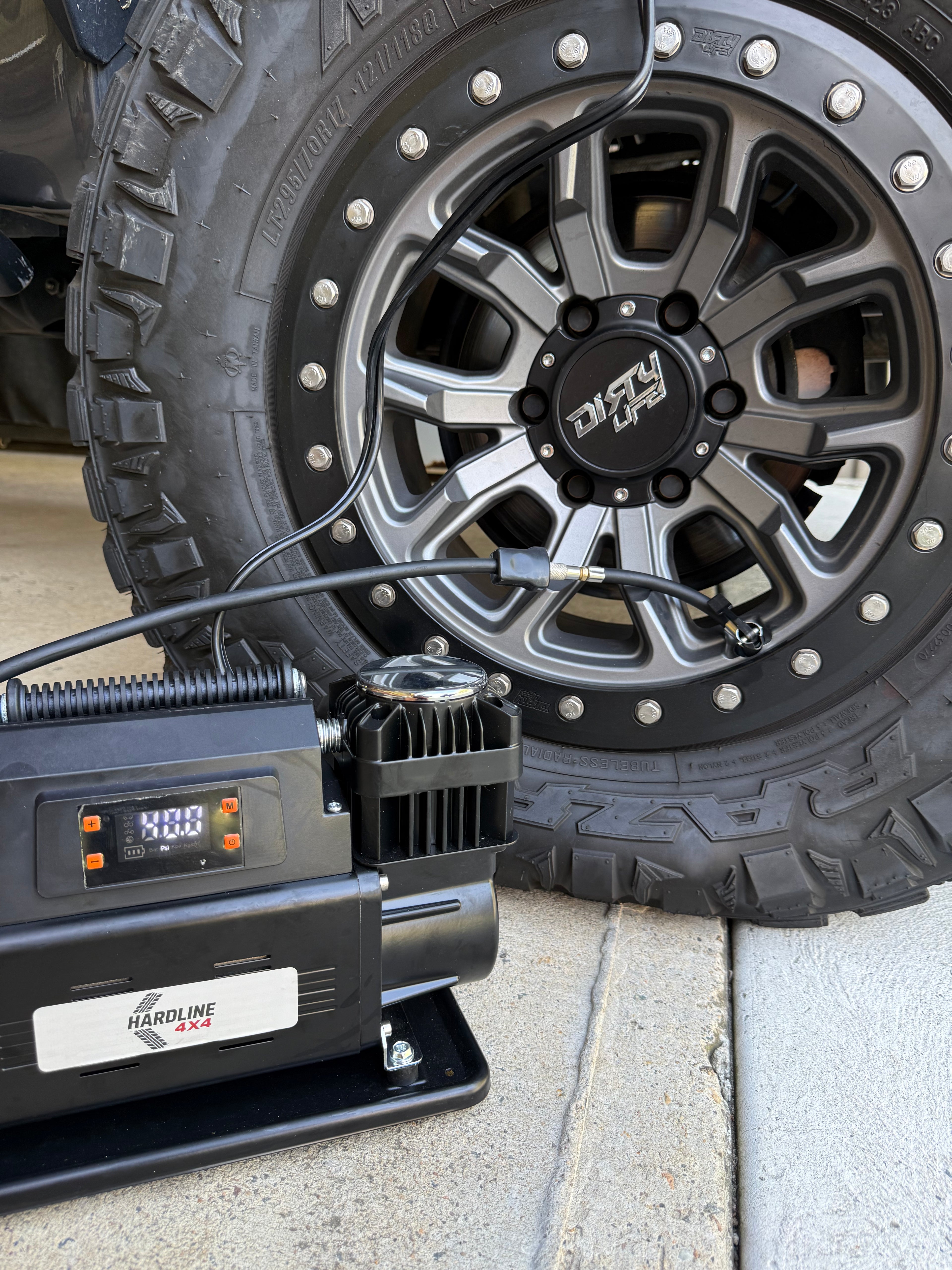 Dual Digital Air Compressor