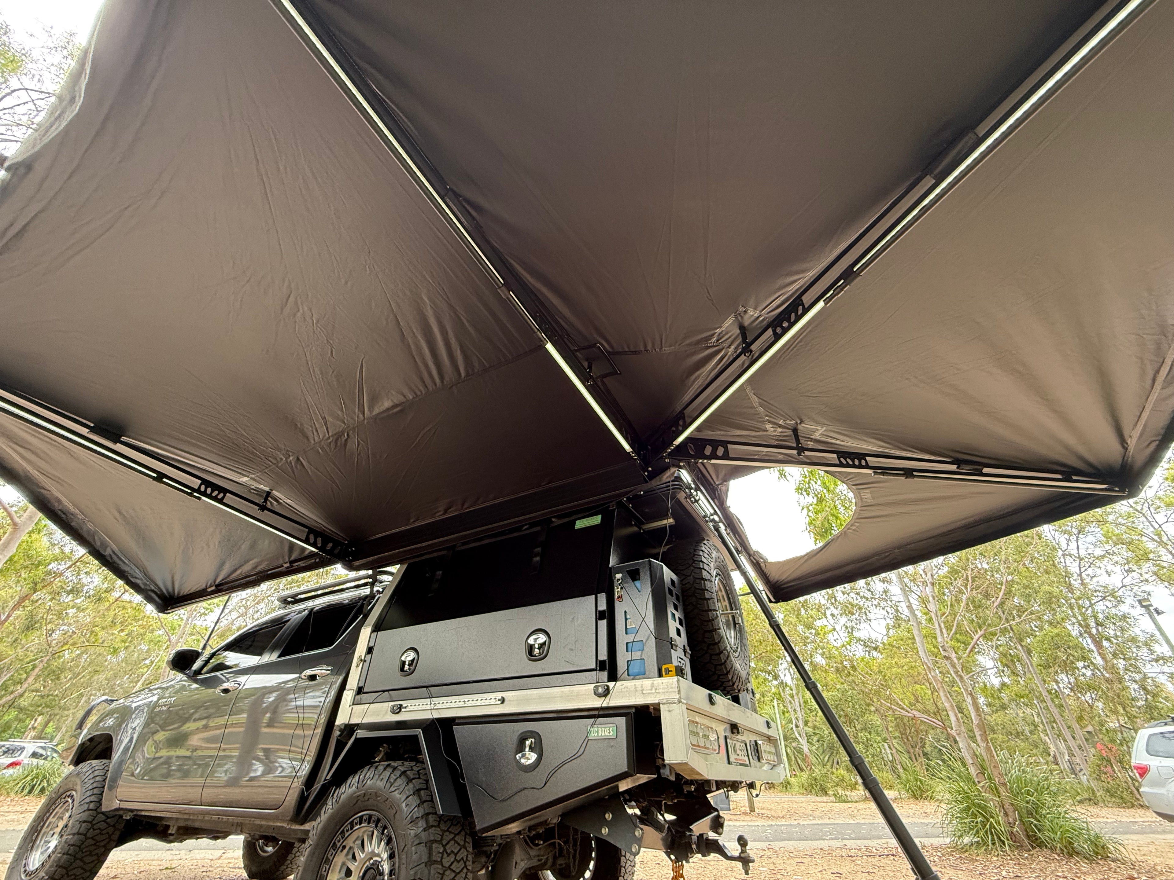Free Standing 270 XL Degree Awning
