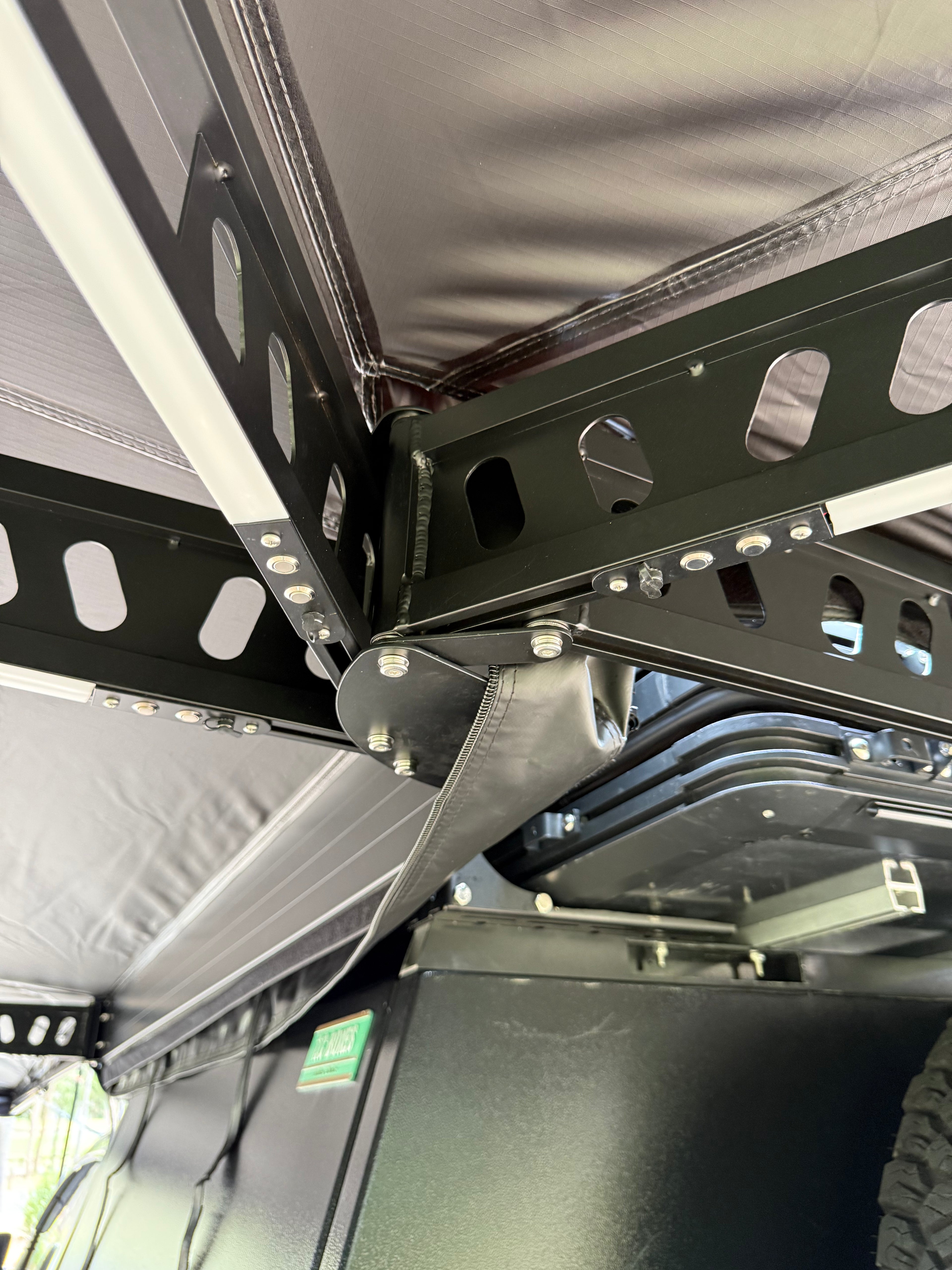 Free Standing 270 XL Degree Awning