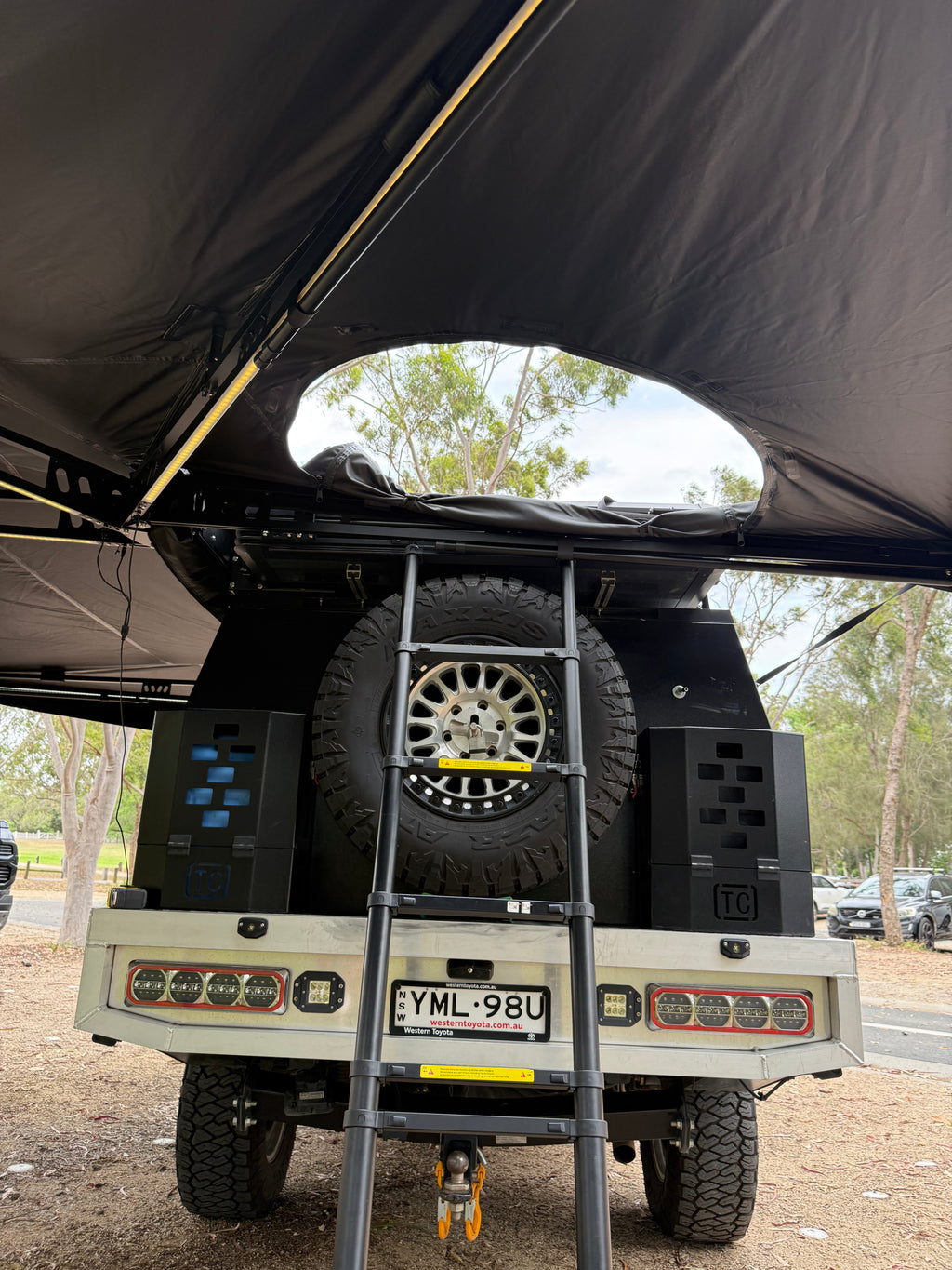 Free Standing 270 XL Degree Awning