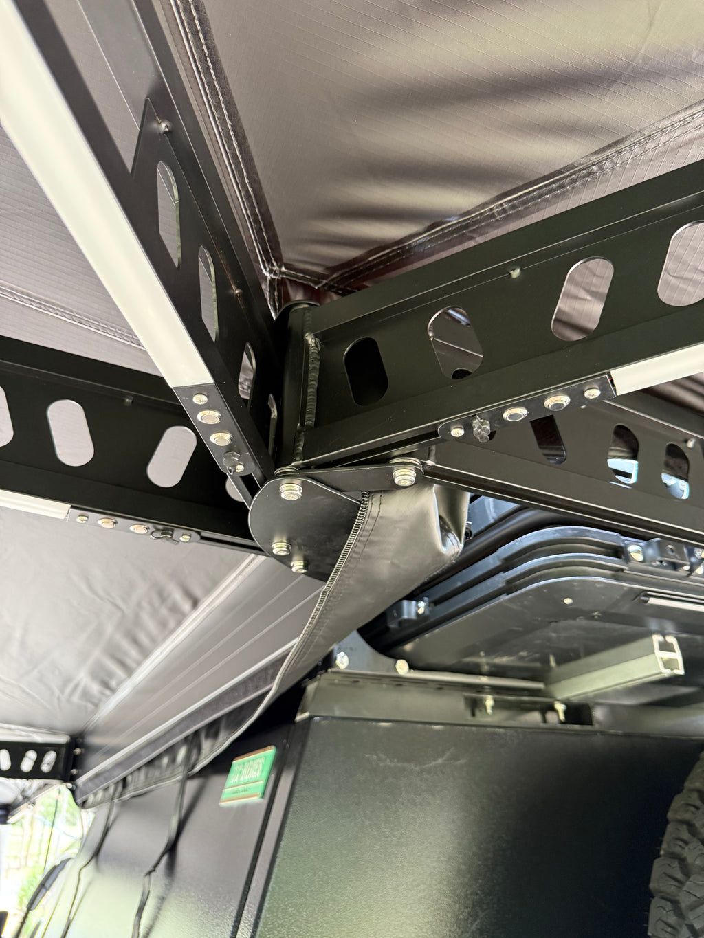 Free Standing 270 XL Degree Awning